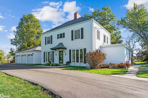 1618 S 12th St, Marshalltown, IA 50158