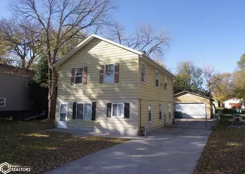 1705 River St, Webster City, IA 50595