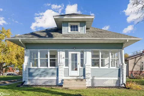 403 S Webster St, Le Grand, IA 50142