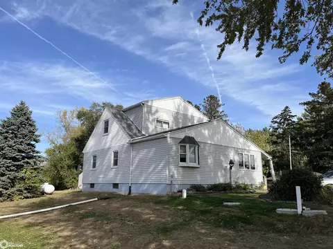 2649 182 St, Marshalltown, IA 50158