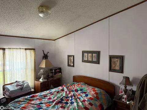 Bedroom - 1933 State Highway 148, Gravity, IA 50848 photo 2 of 2