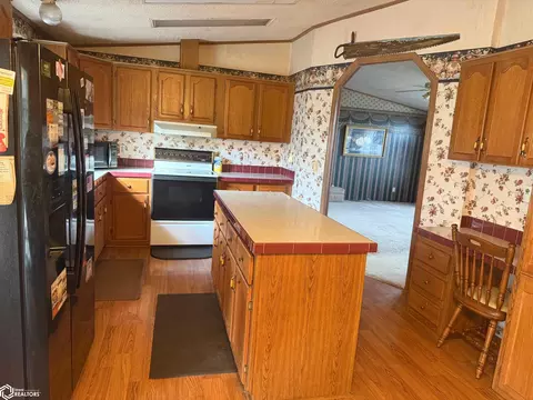 Kitchen - 1933 State Highway 148, Gravity, IA 50848 photo 1 of 1