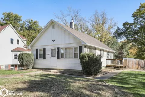 1016 Peniel St, University Park, IA 52595