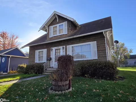 1010 1st St, Webster City, IA 50595