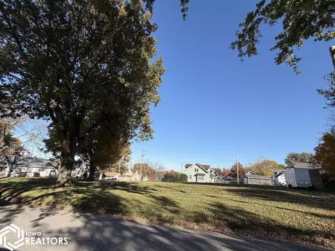 602 Oak St, Atlantic, IA 50022