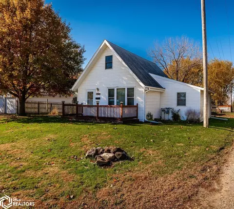 105 S Dubuque St, Albion, IA 50005