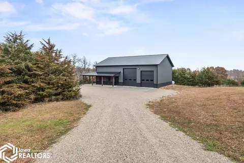 14264 Ruby Blvd, Bloomfield, IA 52537