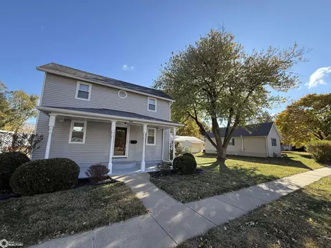 1504 S 14th St, Burlington, IA 52601