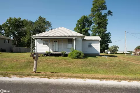 1275 Franics Sartory Rd, Warsaw, IL 62379