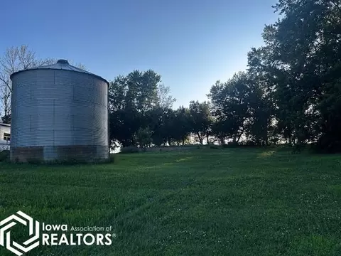 Exterior - 4741 210th, Correctionville, IA 51016 photo 6 of 10