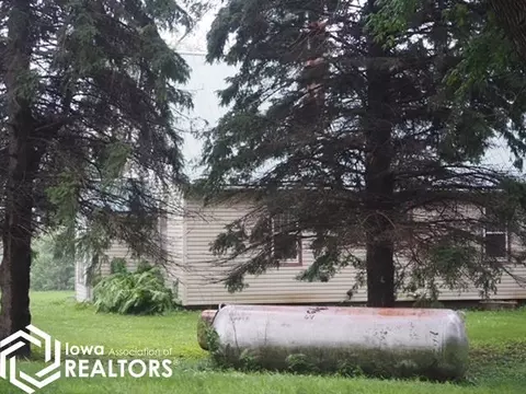 Exterior - 4741 210th, Correctionville, IA 51016 photo 3 of 10