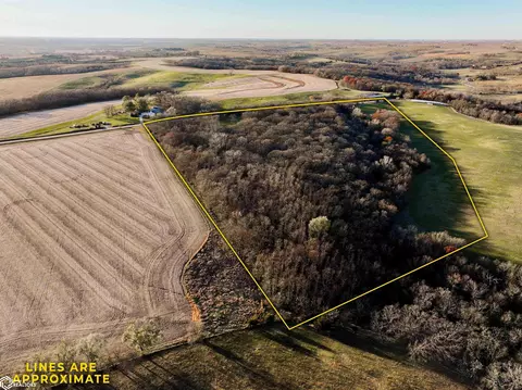 2378 Francesca Ave, Winterset, IA 50273