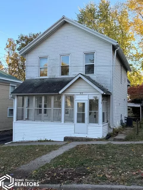 513 Elm St, Burlington, IA 52601