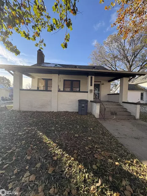 1606 11th St, Eldora, IA 50627