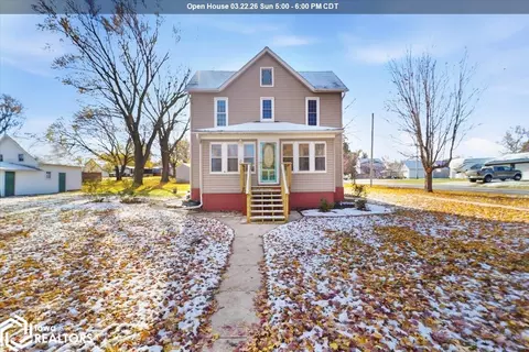 602 E Maple St, Hubbard, IA 50122