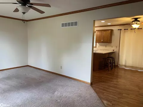 Living - 235 Jamar Ct, Hamilton, IL 62341 photo 4 of 9