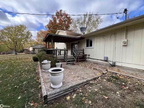 Exterior - 235 Jamar Ct, Hamilton, IL 62341 photo 14 of 21