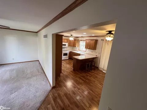 Entry Way - 235 Jamar Ct, Hamilton, IL 62341 photo 3 of 6