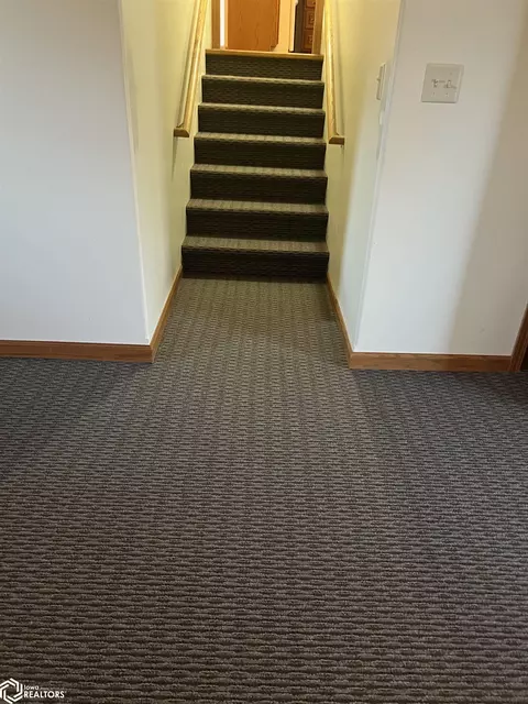 Entry Way - 235 Jamar Ct, Hamilton, IL 62341 photo 5 of 6