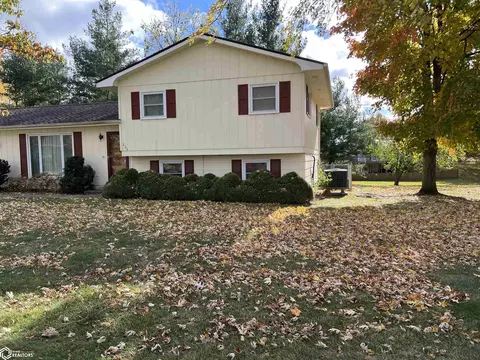 Exterior - 235 Jamar Ct, Hamilton, IL 62341 photo 4 of 21