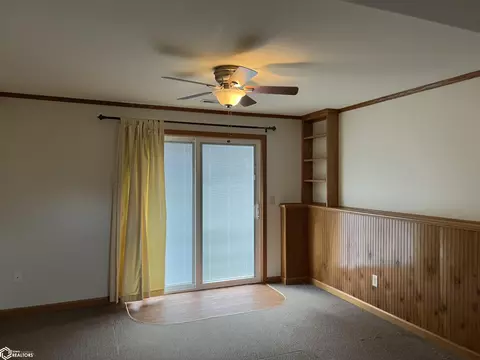 Living - 235 Jamar Ct, Hamilton, IL 62341 photo 9 of 9