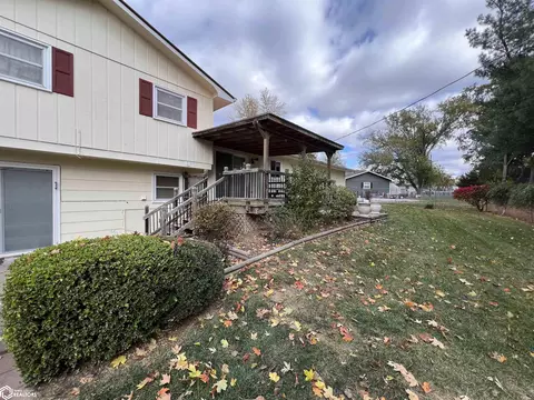 Exterior - 235 Jamar Ct, Hamilton, IL 62341 photo 5 of 21