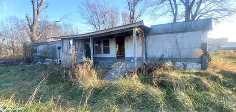 106 E Main St, Allerton, IA 50008