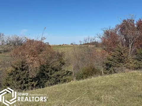 _____ 537th Street, Russell, IA 50238