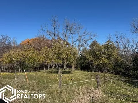 _____ 537th Street, Russell, IA 50238