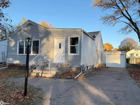 816 Haskell St, Burlington, IA 52601