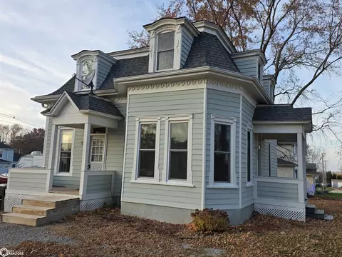 710 Clay St, Brooklyn, IA 52211