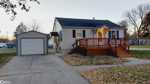 211 W 4th St, Red Oak, IA 51566