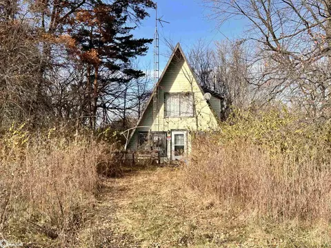 14042 232nd St, Bloomfield, IA 52537