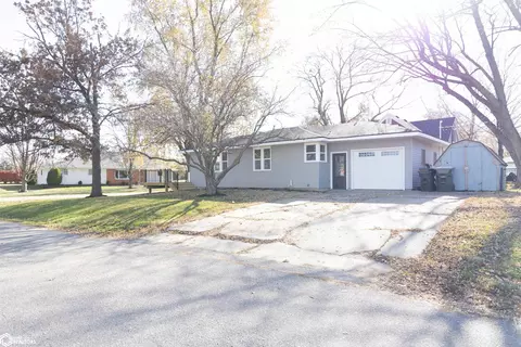 202 8th Ave, Sully, IA 50251 photo 2