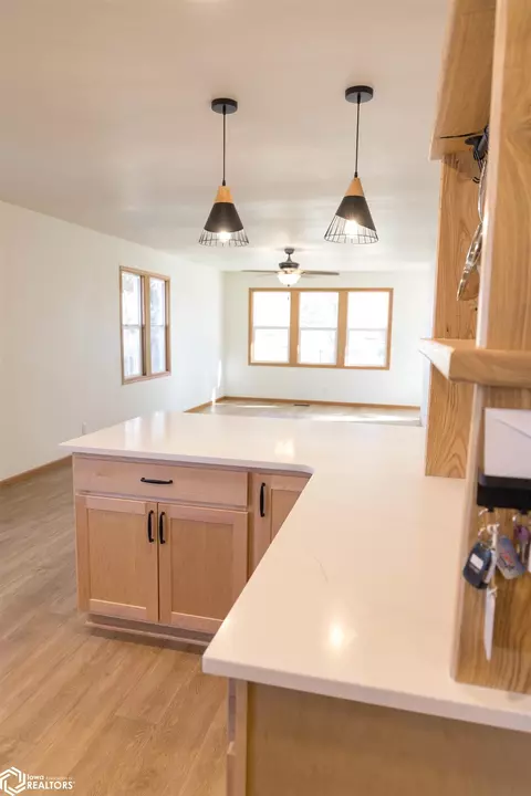 202 8th Ave, Sully, IA 50251 photo 17