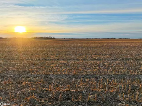 Ridge Avenue, Clarksville, IA 50619