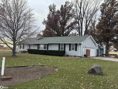 3311 Governor Rd, Marshalltown, IA 50158