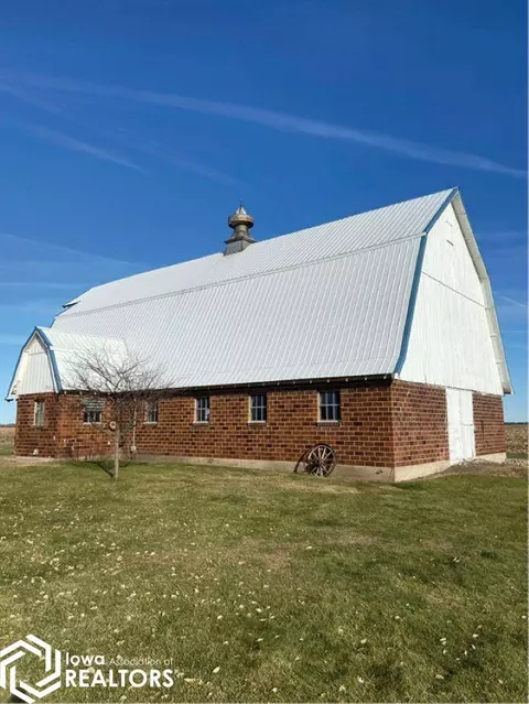Exterior - 13384 300th Ave, Comfrey, MN 56019 photo 1 of 1