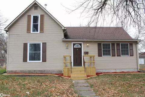 408 W Chestnut St, Bloomfield, IA 52537