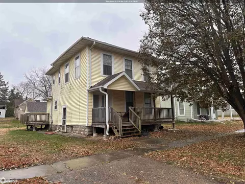 910 S 14th St, Burlington, IA 52601