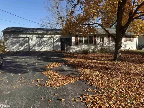 324 N Harrison St, Fremont, IA 52561