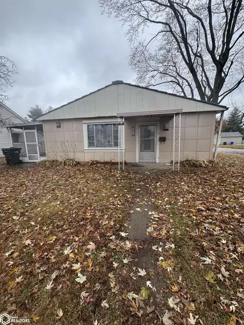 1832 Avenue D, Fort Madison, IA 52627