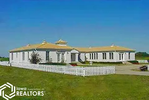 2000 Mansion Dr, Fairfield, IA 52556