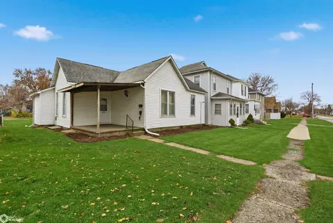 1916 Avenue F, Fort Madison, IA 52627