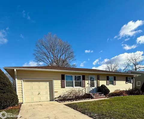 118 Indiana Ave, Iowa Falls, IA 50126