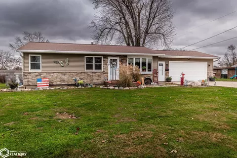 1504 S 2nd St S, Marshalltown, IA 50158