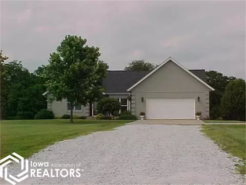 1884 Hilton Rd, Keokuk, IA 52632