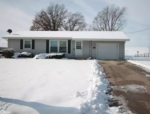815 S 22nd St, Clarinda, IA 51632
