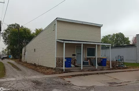 312 S Avenue D, Washington, IA 52353