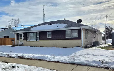 1224 Betsy Ln, Webster City, IA 50595